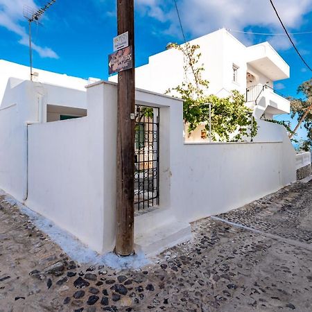 Authentic Santorinian Home Experience Fira  Dış mekan fotoğraf