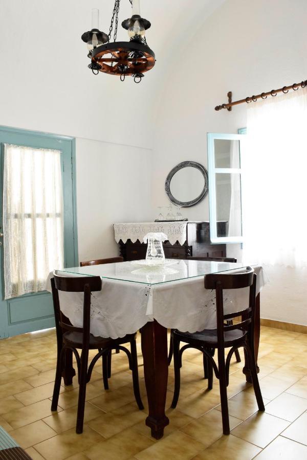 Authentic Santorinian Home Experience Fira  Dış mekan fotoğraf